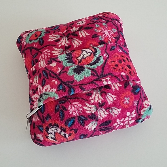 🛍2xHP🛍Vera Bradley Travel Blanket - Picture 2 of 4